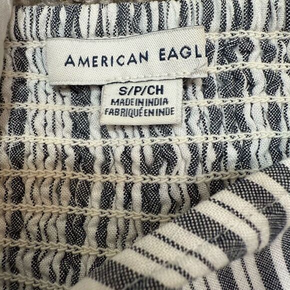 American Eagle Blue White Halter Top Crop Small S Smocked - Picture 5 of 6